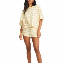 Billabong Womens Feeling Free Boxy T Shirt -Children's Clothing Store 4f79cb10 8853 4a5d a73e 34811343755d