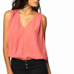 O'Neill ONeill Womens Lainie Top